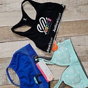 Little girls bralettes, size 30